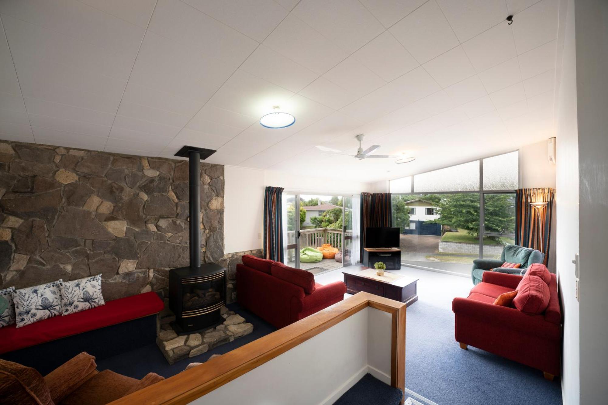 Villa The Family Hub Lago Lago Taupo Esterno foto